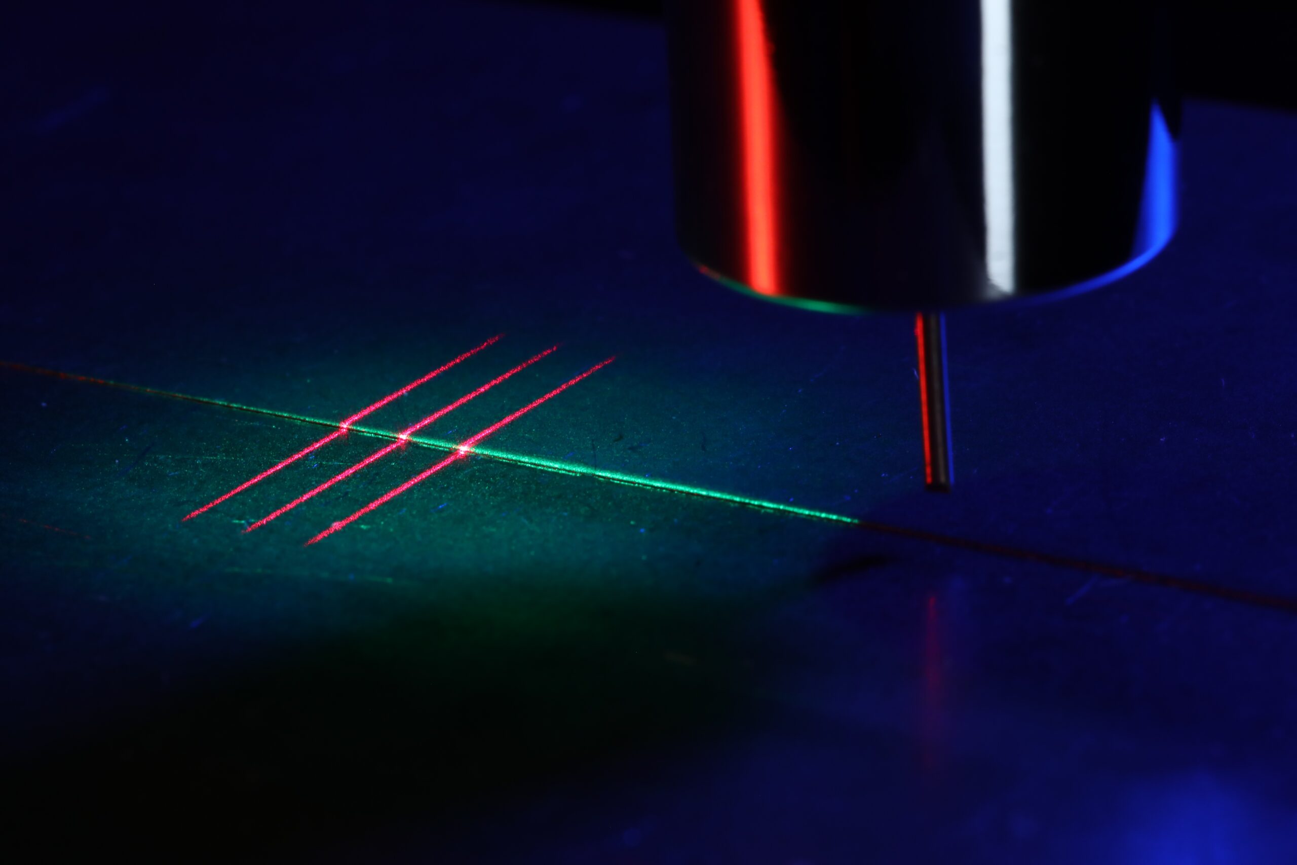 Lasers de linha uniforme